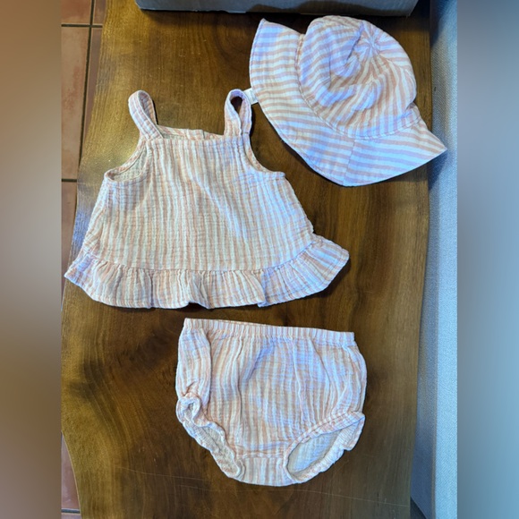 Carter's Other - Carter's Pink and White Striped Kids Hat Set